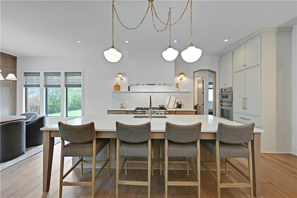 Photo 14 of 73 - 16063 S Twilight Lane, Olathe, KS 66062