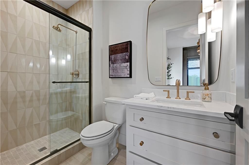 Photo 28 of 73 - 16063 S Twilight Lane, Olathe, KS 66062