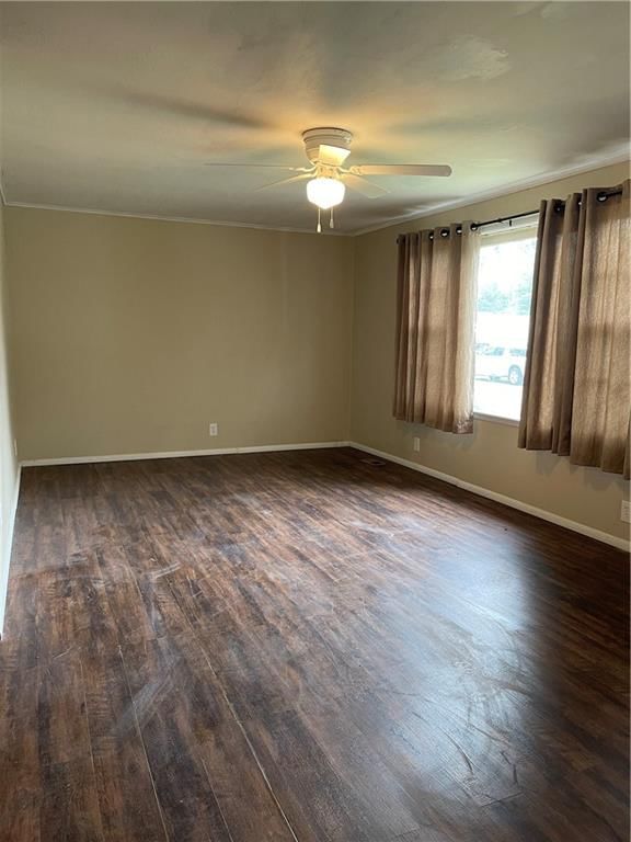 3000 Grand Avenue — photo 9