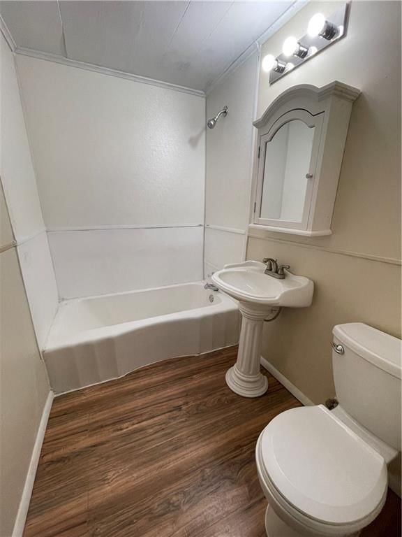 3000 Grand Avenue — photo 11