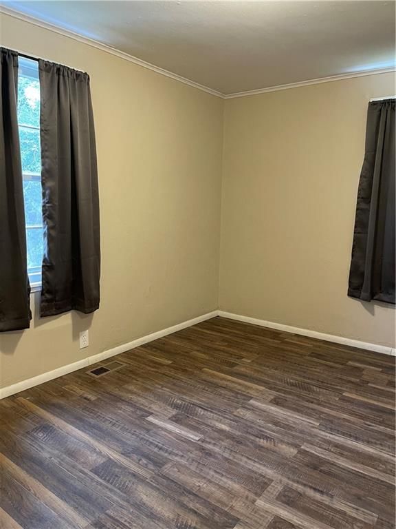 3000 Grand Avenue — photo 12