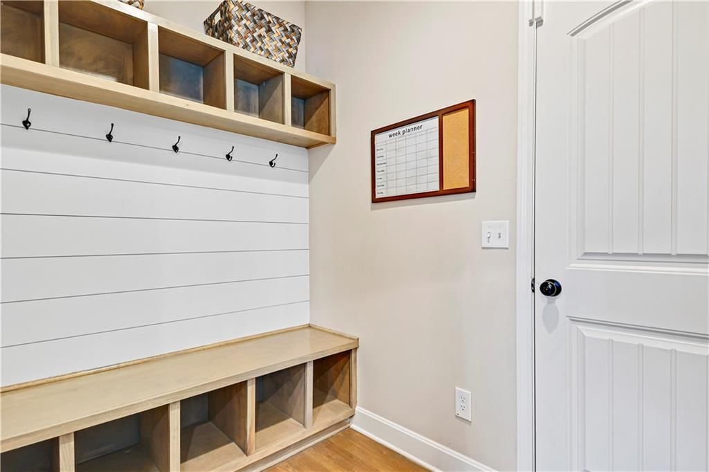 10419 N Wallace Avenue — photo 12