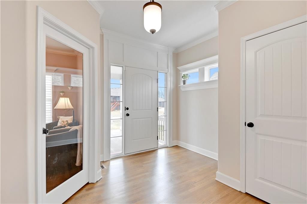 10419 N Wallace Avenue — photo 14