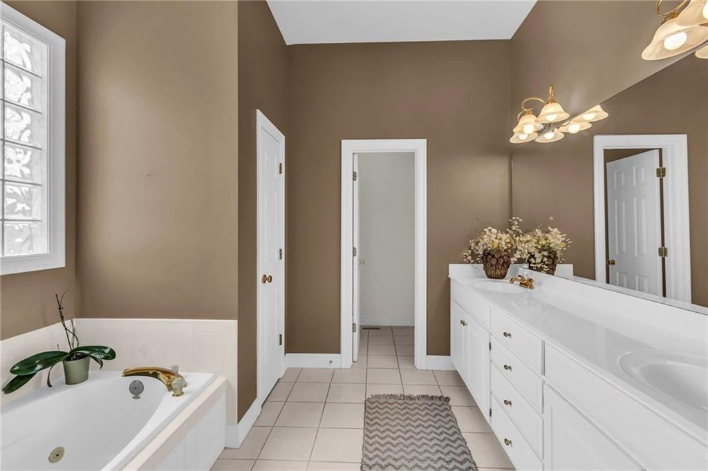 15306 W 86th Street — photo 19