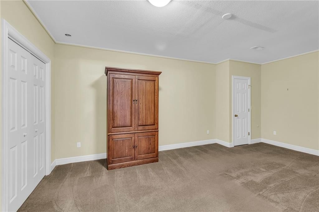 15306 W 86th Street — photo 40