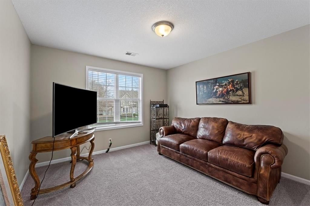 13021 Pembroke Lane — photo 17