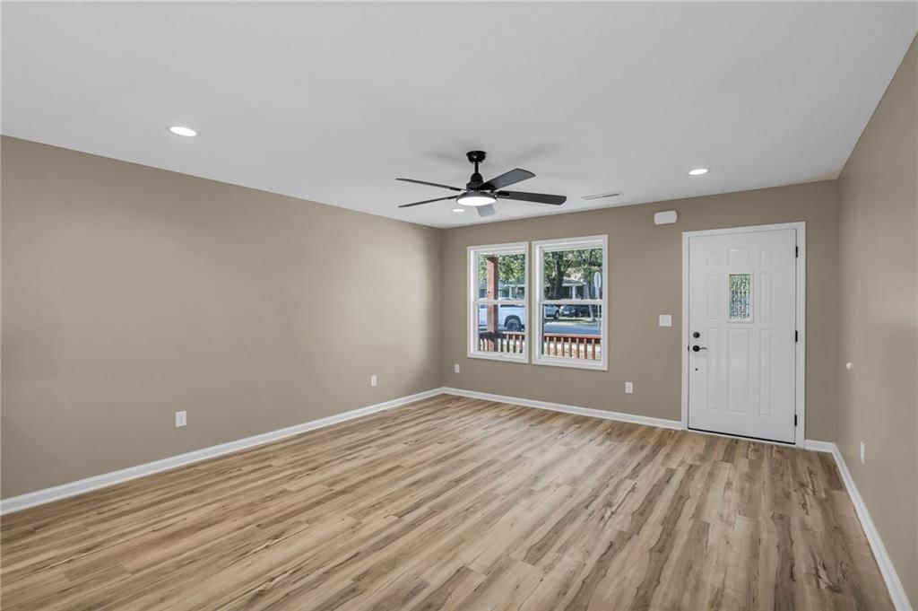 707 Pacific Avenue — photo 4