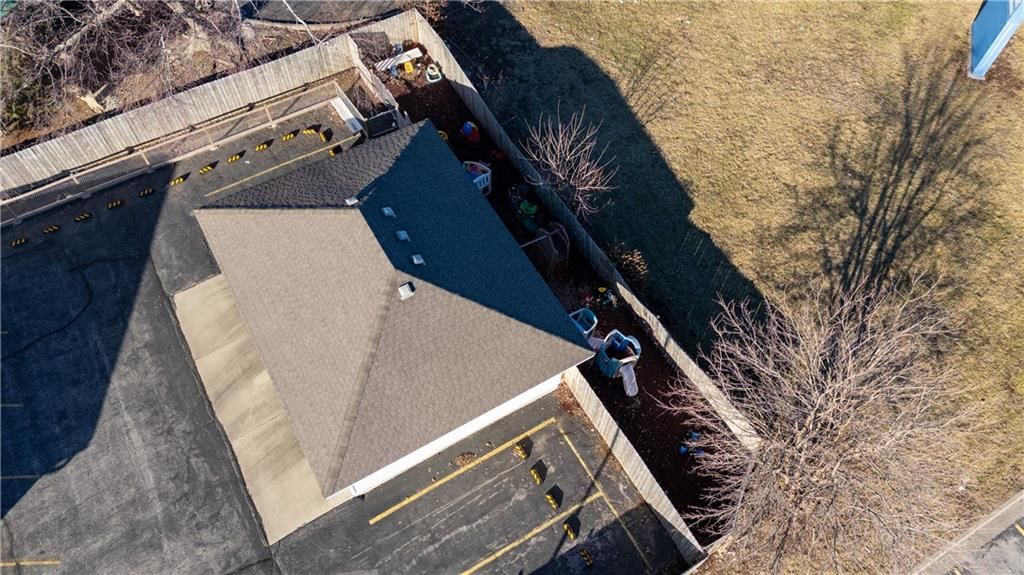 7607 Raytown Road — photo 17