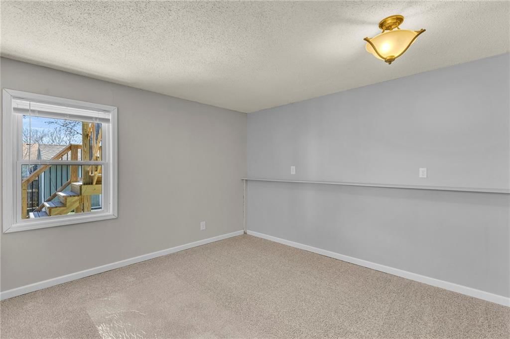 10123 N Central Street — photo 22