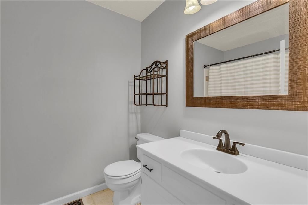 10123 N Central Street — photo 32