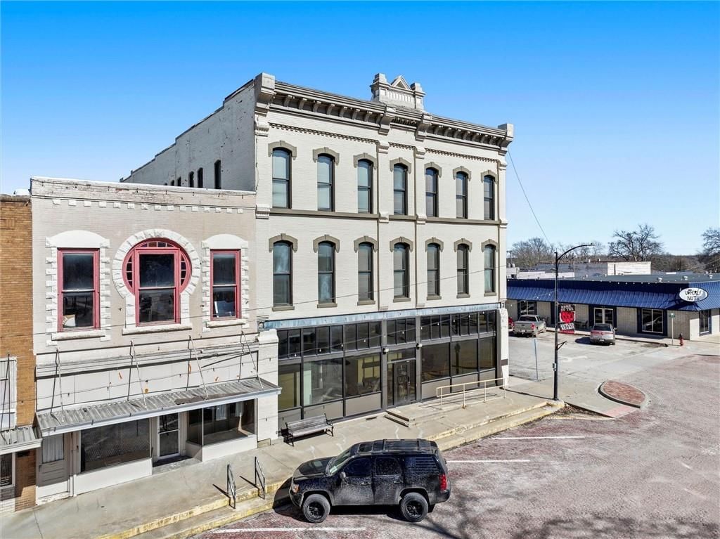 4 W Ohio Street — photo 4