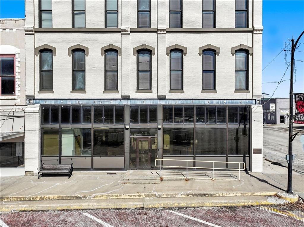 4 W Ohio Street — photo 5