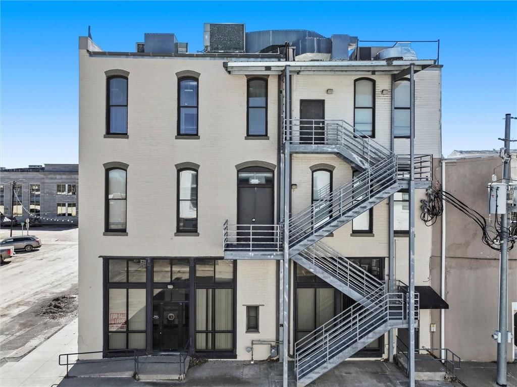 4 W Ohio Street — photo 34