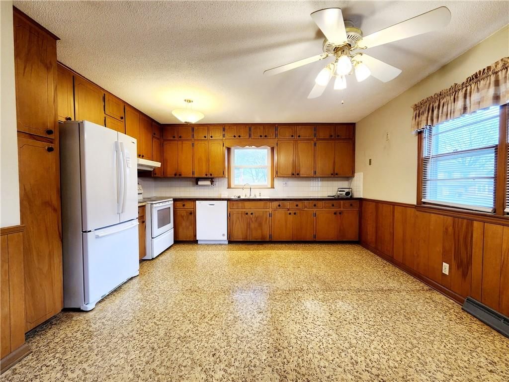 1603 NE 69th Street — photo 11