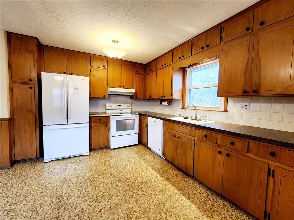 1603 NE 69th Street — photo 12
