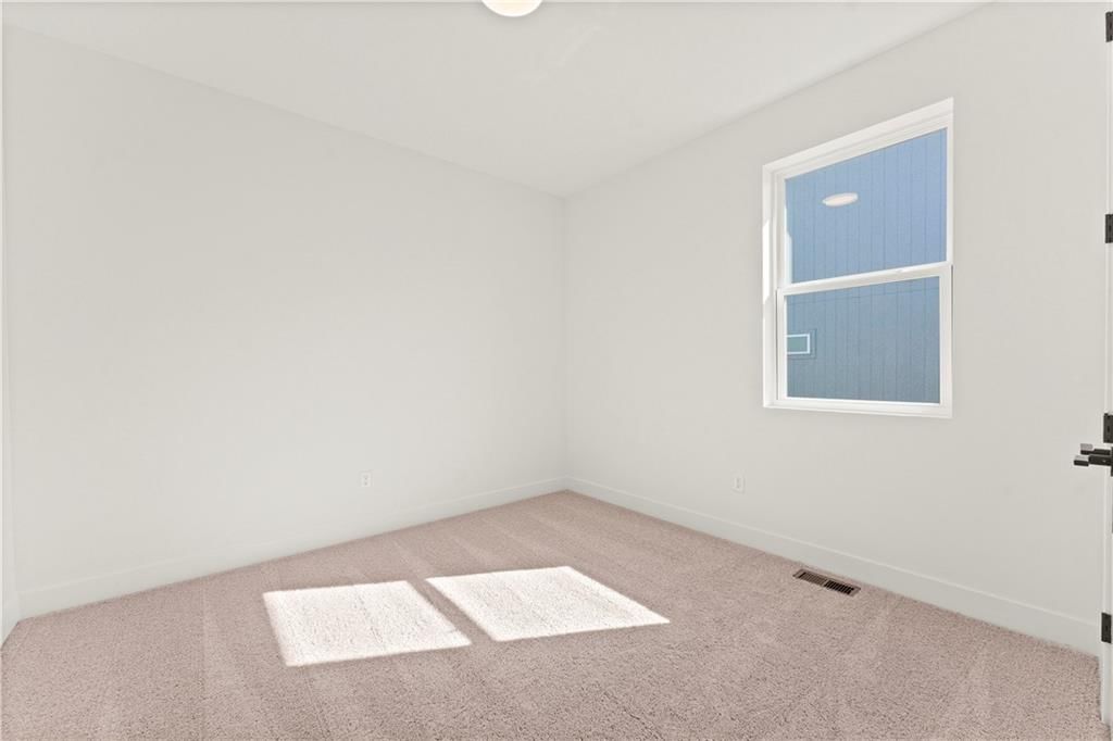 8019 N Sycamore Avenue — photo 7