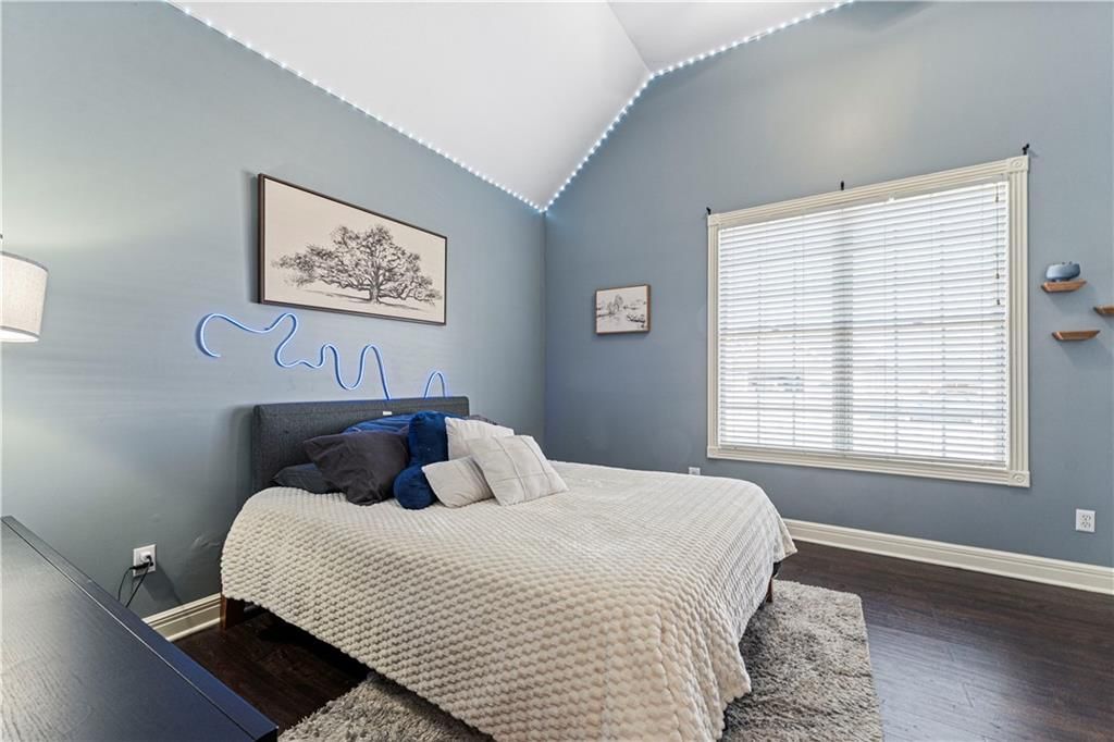 905 Meadowbrook Drive — photo 14