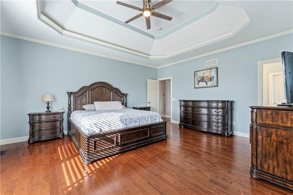 905 Meadowbrook Drive — photo 19