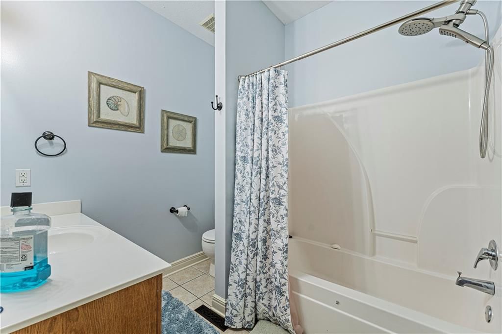 905 Meadowbrook Drive — photo 23