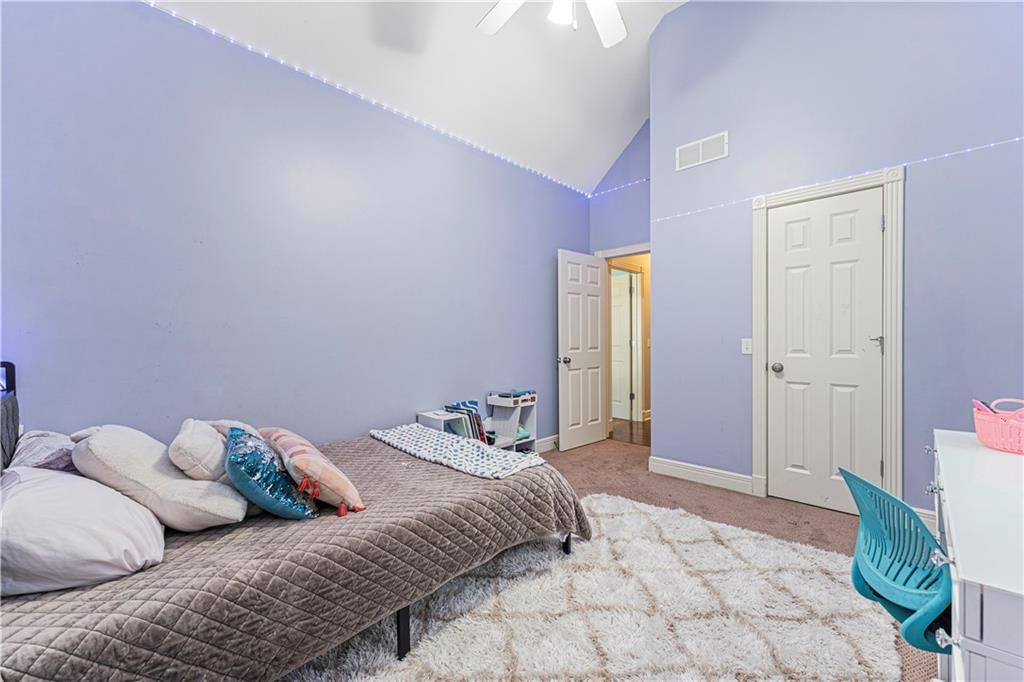 905 Meadowbrook Drive — photo 26