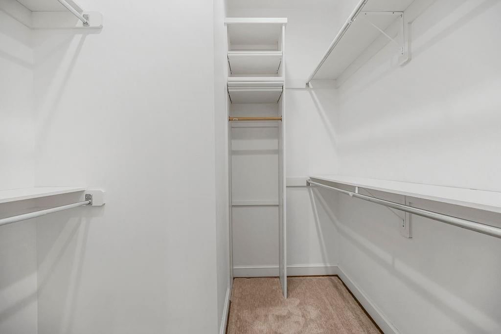 400 W 49th Terrace — photo 23