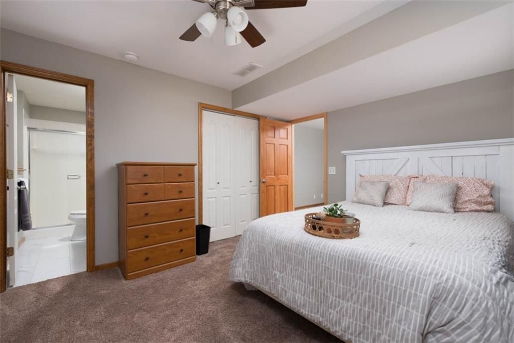 1305 Honeysuckle Court — photo 23