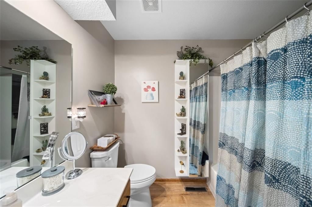 705 Feldspar Street — photo 27