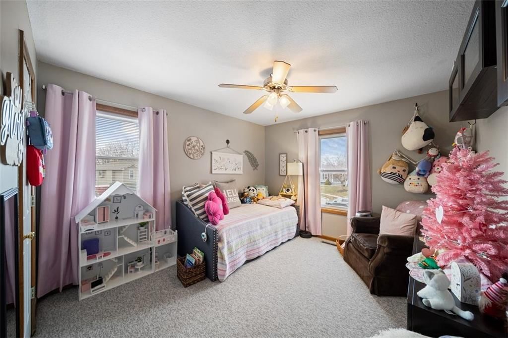705 Feldspar Street — photo 33