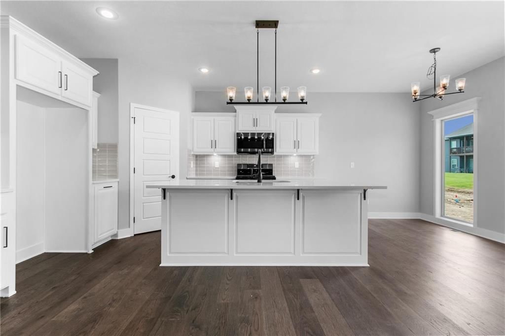 11007 N Bristol Avenue — photo 12