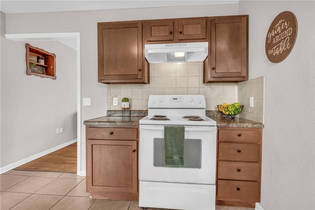 307 S Church Street — photo 11