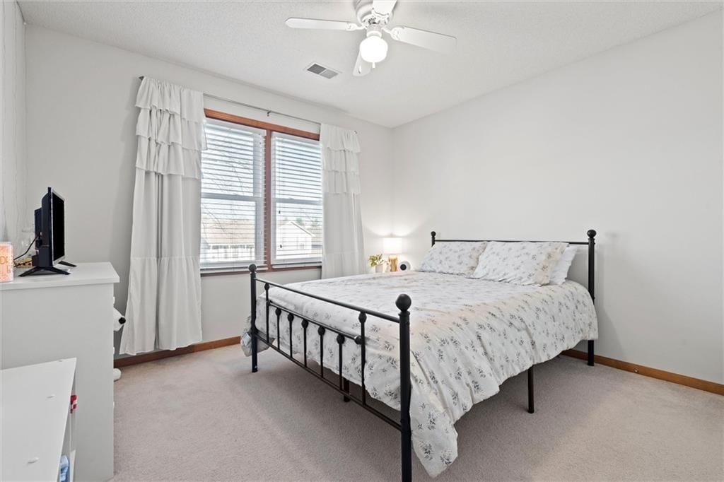 7511 N Donnelly Avenue — photo 19
