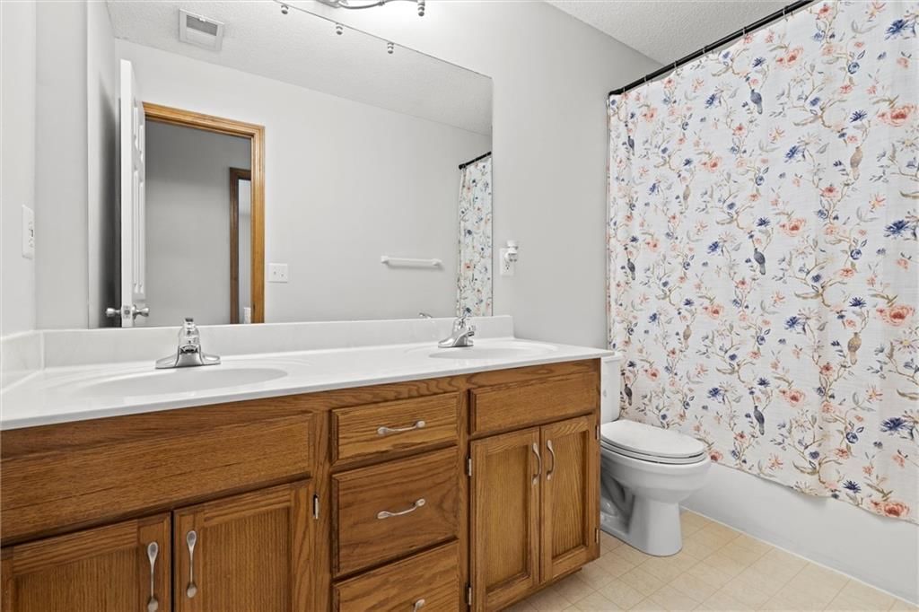 7511 N Donnelly Avenue — photo 21