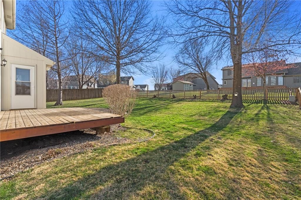 7511 N Donnelly Avenue — photo 25