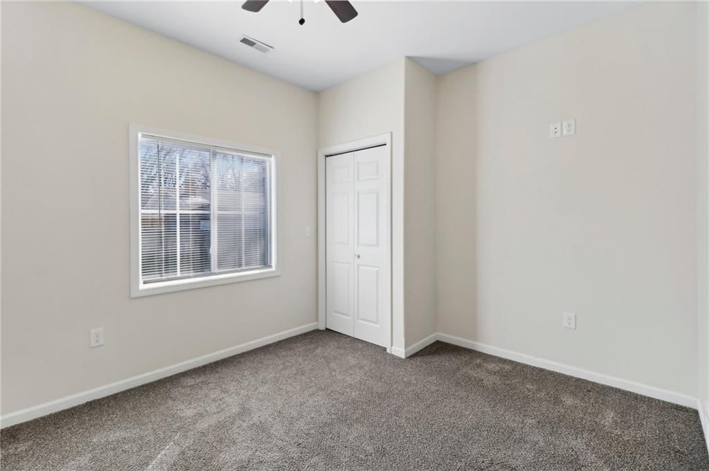 518 W 2nd Street — photo 16