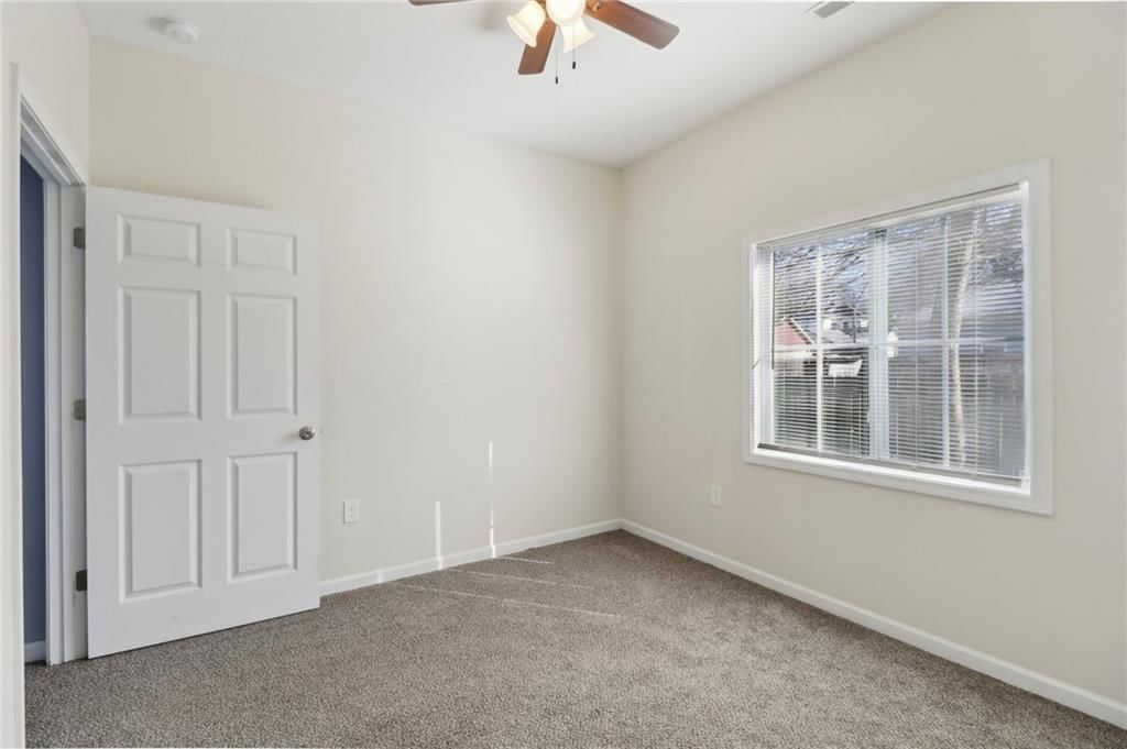 518 W 2nd Street — photo 17