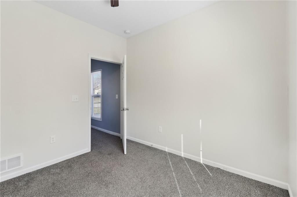 518 W 2nd Street — photo 18