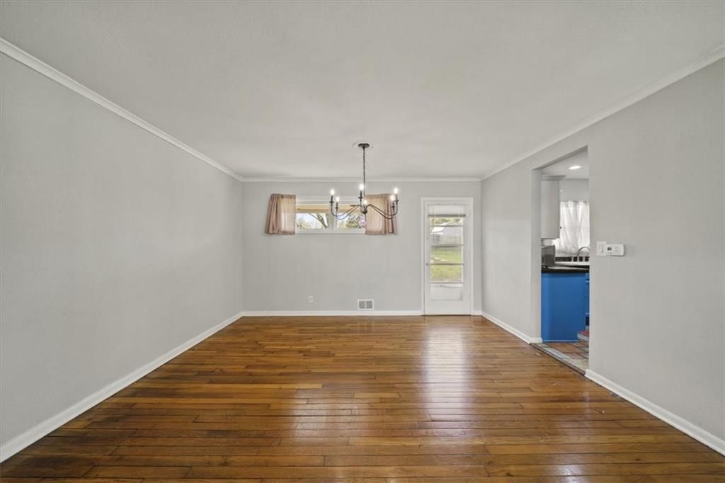 11040 Poplar Avenue — photo 8