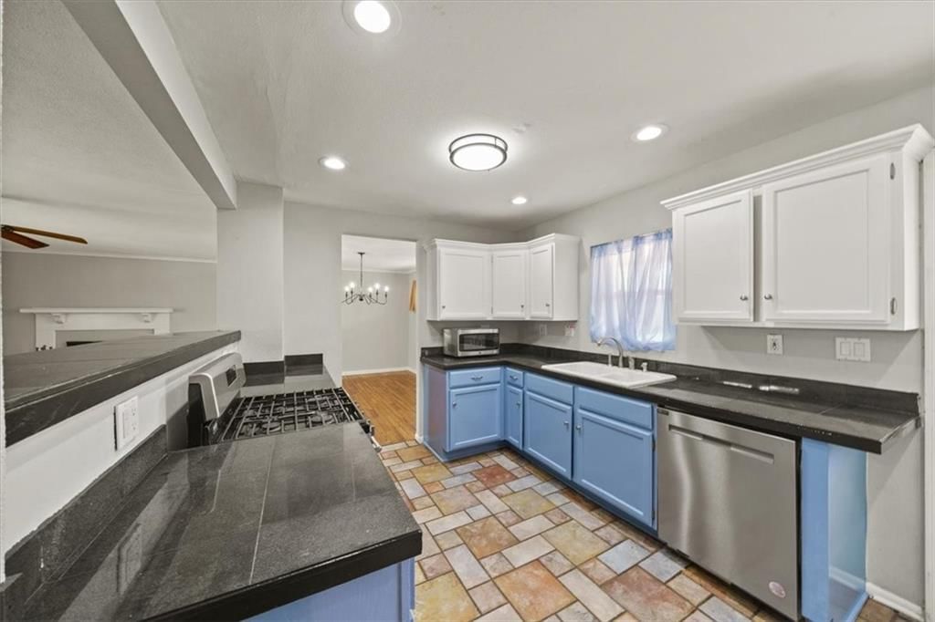11040 Poplar Avenue — photo 10