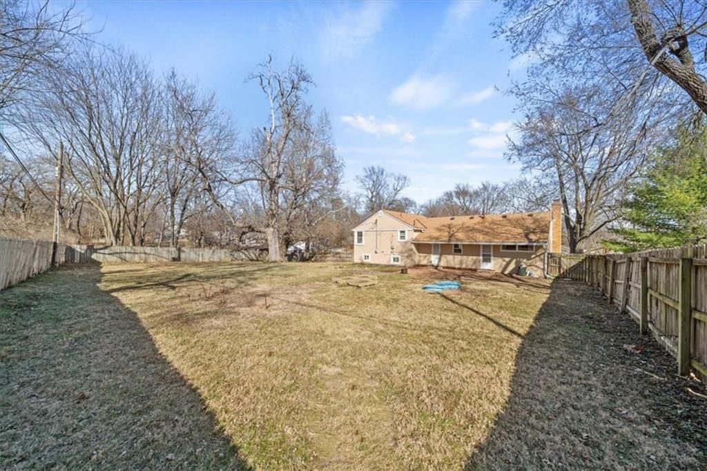 11040 Poplar Avenue — photo 20