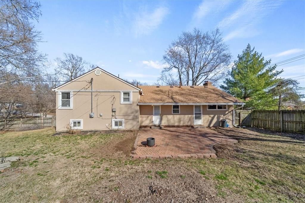 11040 Poplar Avenue — photo 21