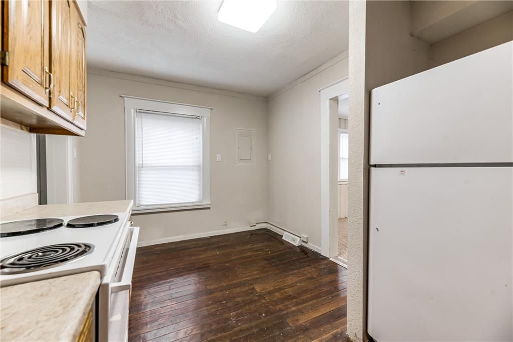1709 Lake Avenue — photo 10