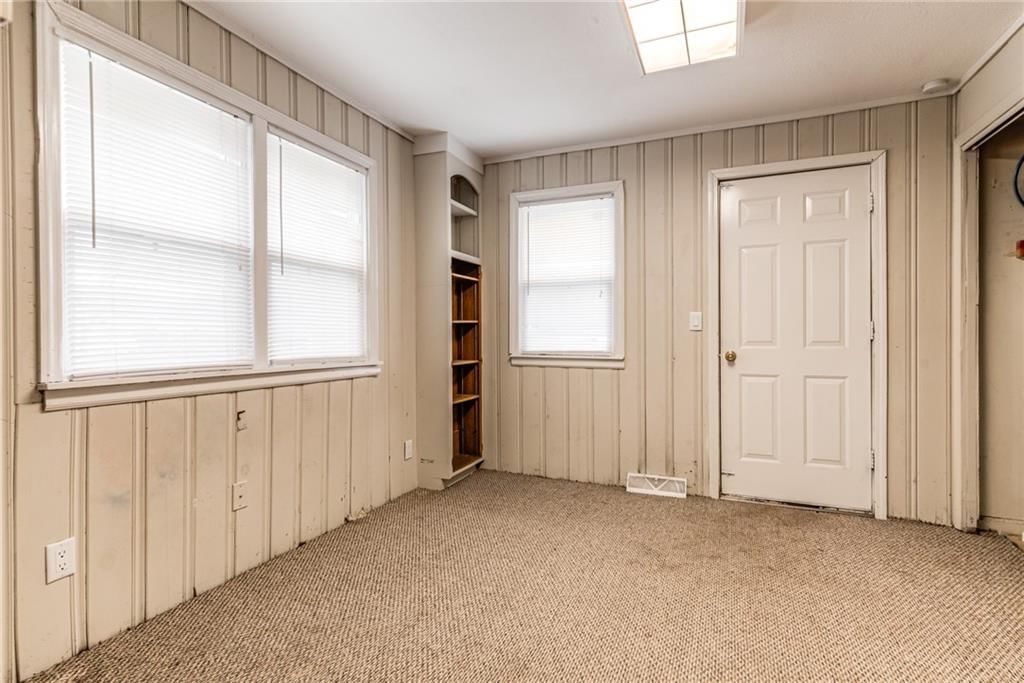 1709 Lake Avenue — photo 12