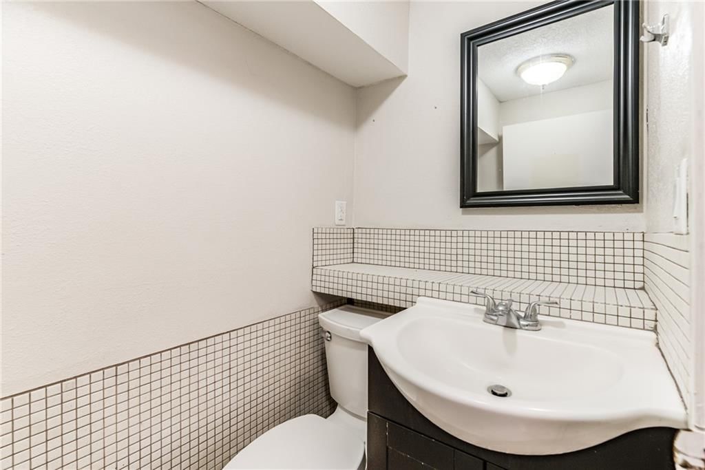 1709 Lake Avenue — photo 14