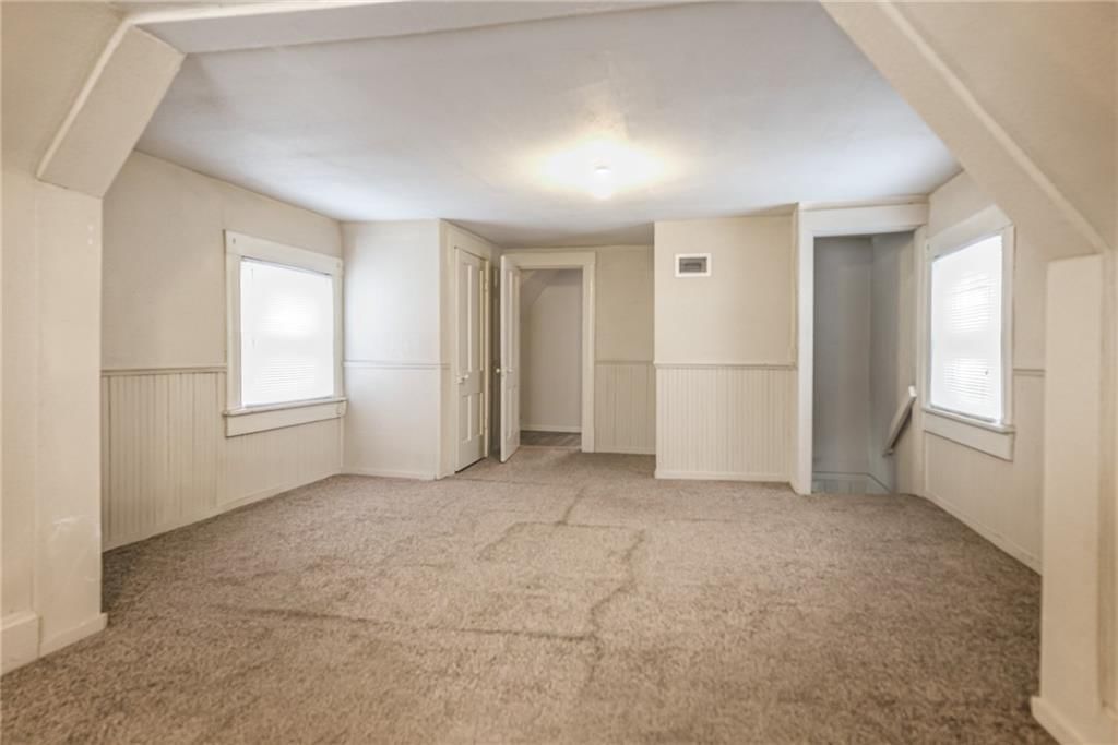 1709 Lake Avenue — photo 15