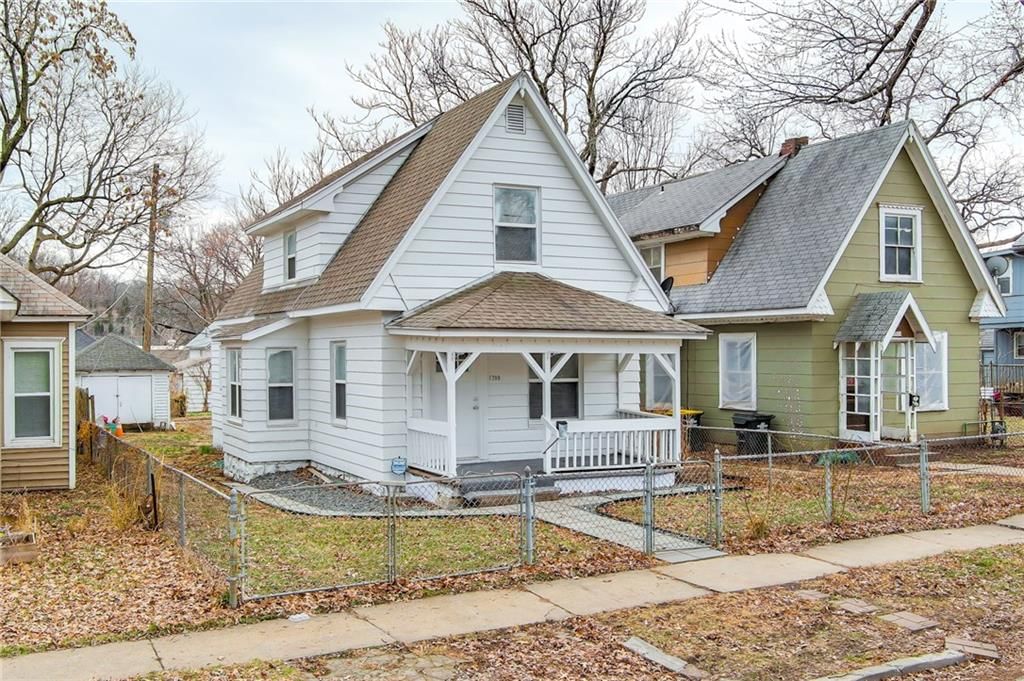 1709 Lake Avenue — photo 25