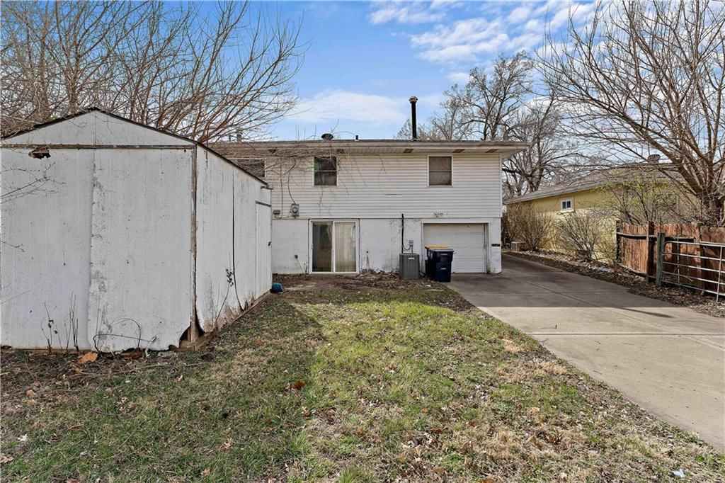 7208 NE 46th Street — photo 30