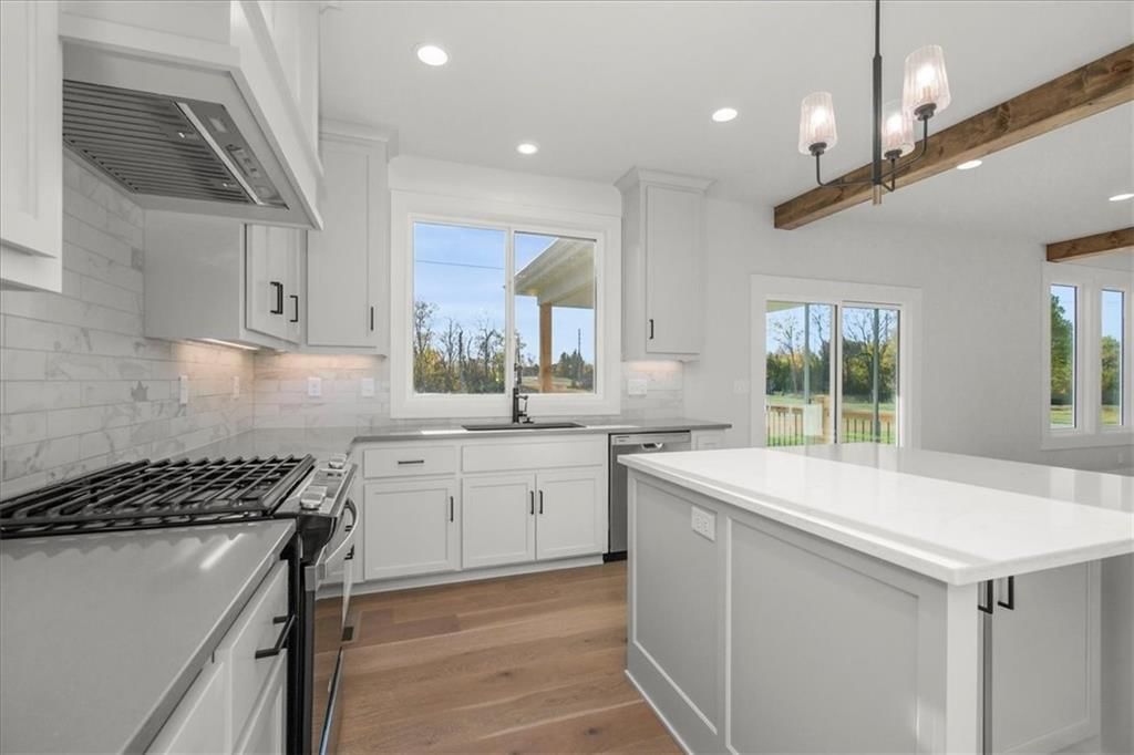 4312 SE Adams Drive — photo 16