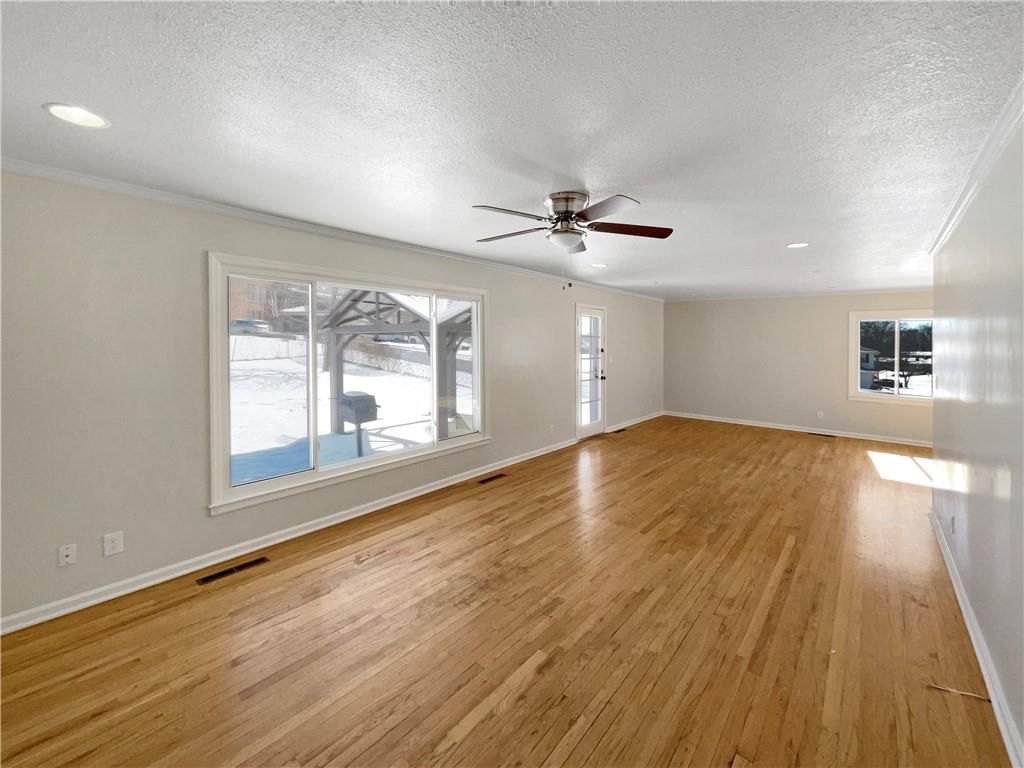4815 N Cleveland Avenue — photo 15