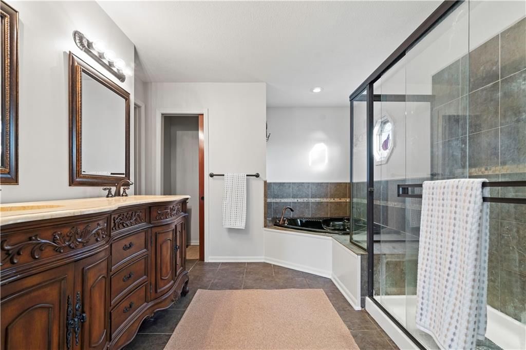 394 N Winnebago Drive — photo 31