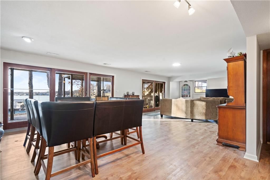 394 N Winnebago Drive — photo 43
